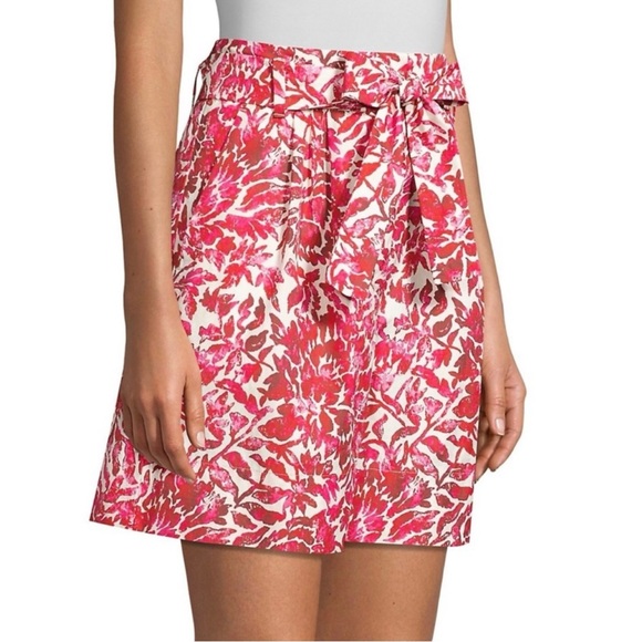 NEW WEEKEND MAX MARA FLORAL PRINT HIGH-WAISTED BERMUDA SHORTS - Picture 4 of 10
